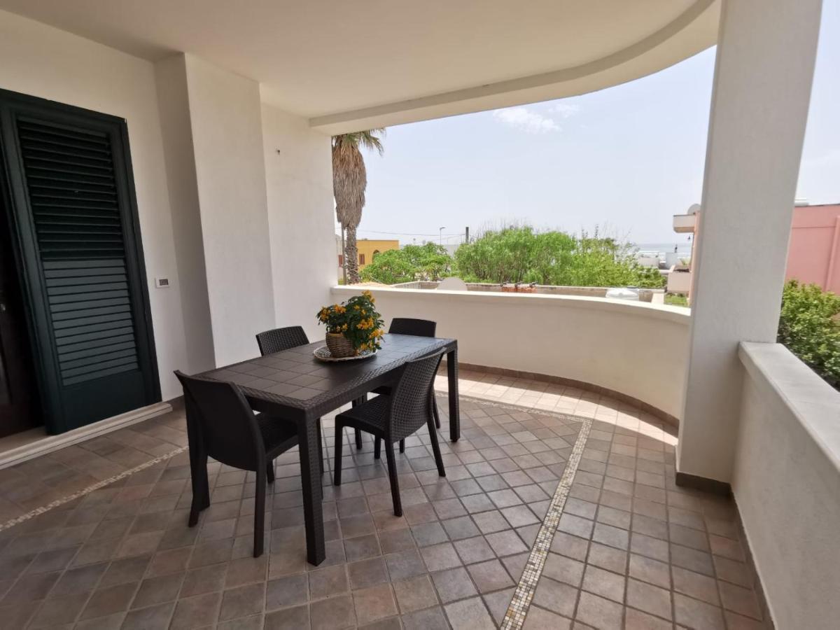 Apartamento Casa Tramonto Vista Mare Marina Di Pescoluse Exterior foto